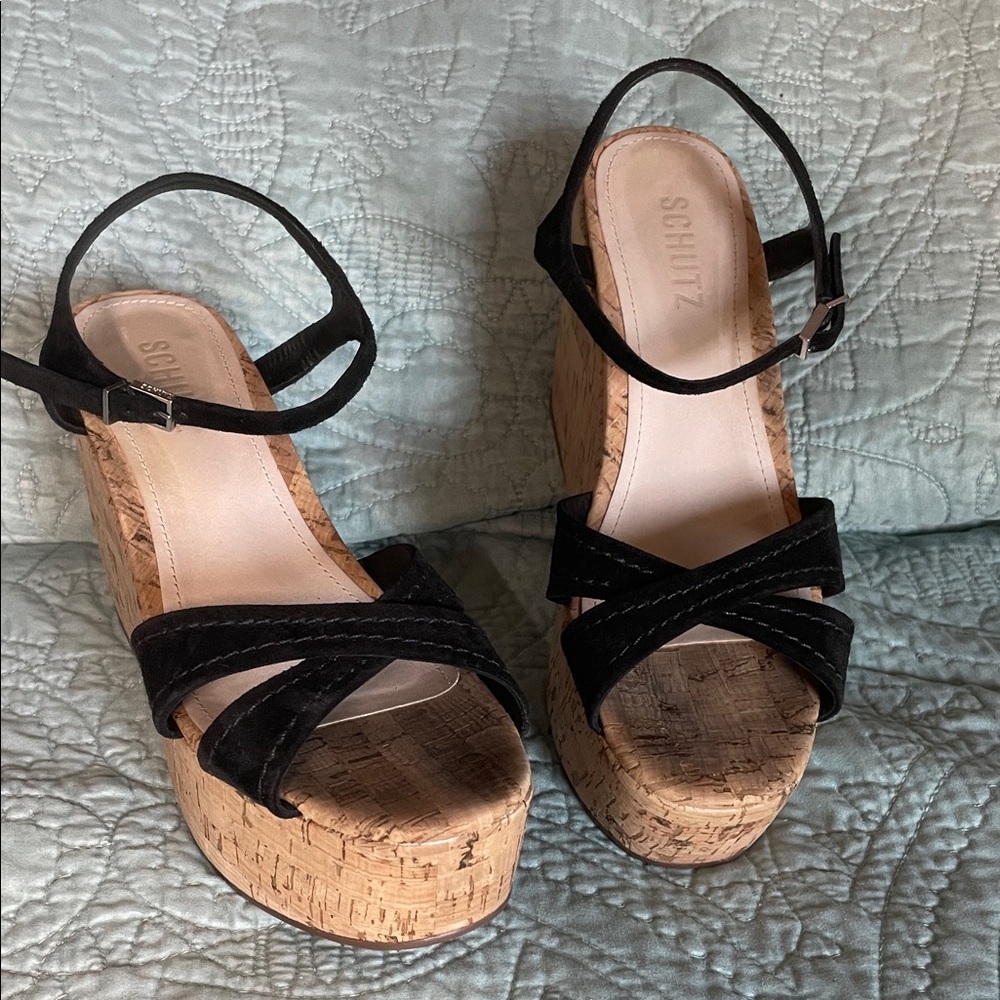 SCHUTZ Black and Tan Platform Sandals